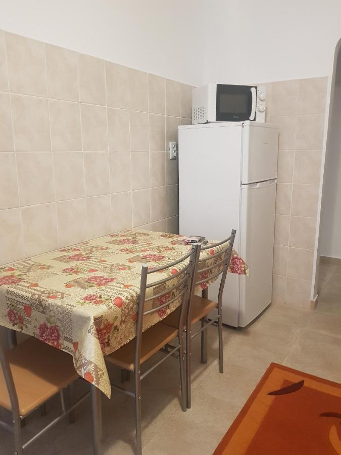 Apartament Cu 2 Camere Situat La 5 Minute De Statiunea Mamaia Constanţa Eksteriør bilde